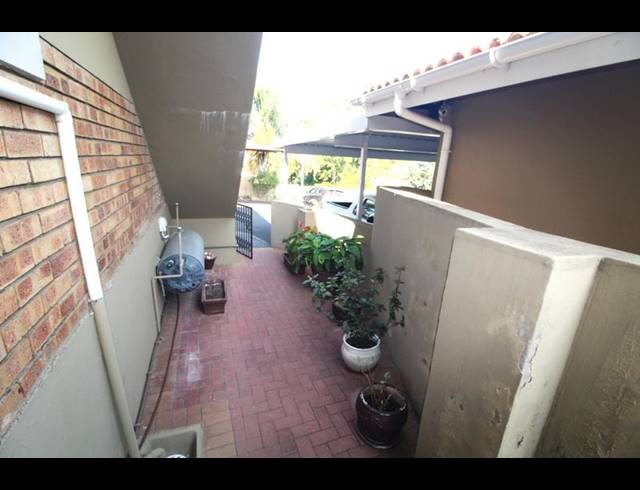 4 BEDROOM APARTMENT FOR SALE IN MALVERN